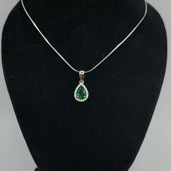 0.6 Carat Nano Russian Emerald Sterling Silver Necklace - Picture 5 of 10